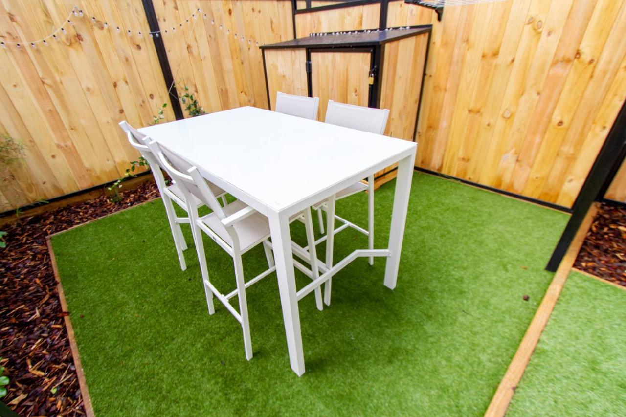 Stone Throw To Hagley Park And Chch Hostpital 2 Bedroom 2 Bathroom Christchurch Exterior photo